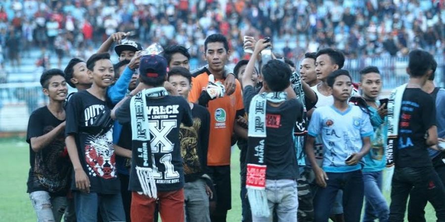 Kapten Persela Lamongan Meninggal Dunia, La Mania Menangis Tersedu-sedu