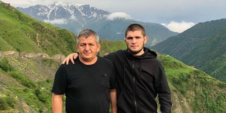 VIDEO - Momen Kocak Khabib Nurmagomedov dan Ayahnya Saat Main Basket