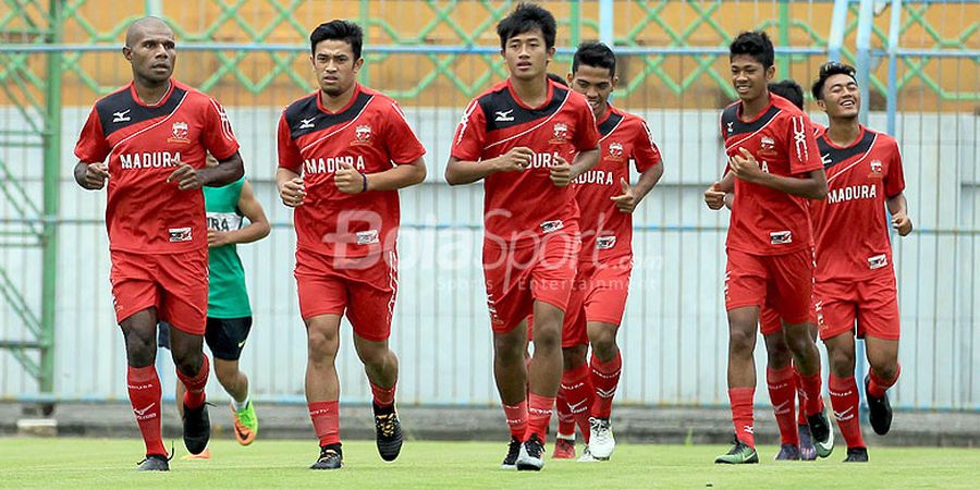 Madura United Diuntungkan Status Kandang Sriwijaya FC