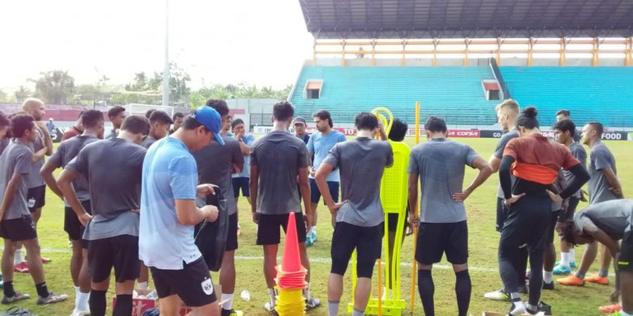 Kendala Bursa Transfer Tim Promosi Liga 1 2018 di Mata Suporter