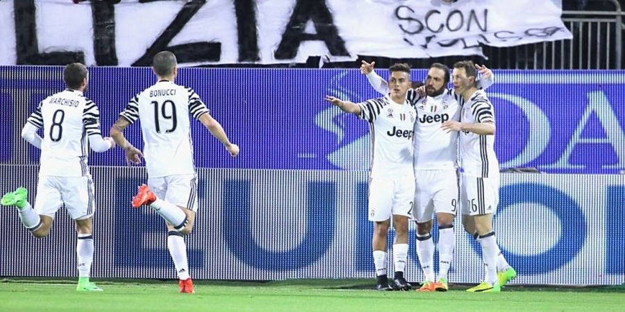 2 Gol Higuain Kokohkan Juventus di Puncak Klasemen