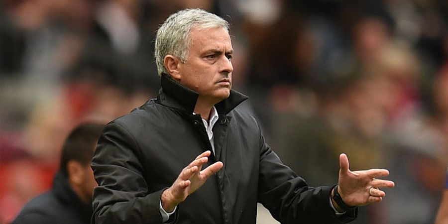 Jose Mourinho Tidak Mau Pikirkan Manchester City