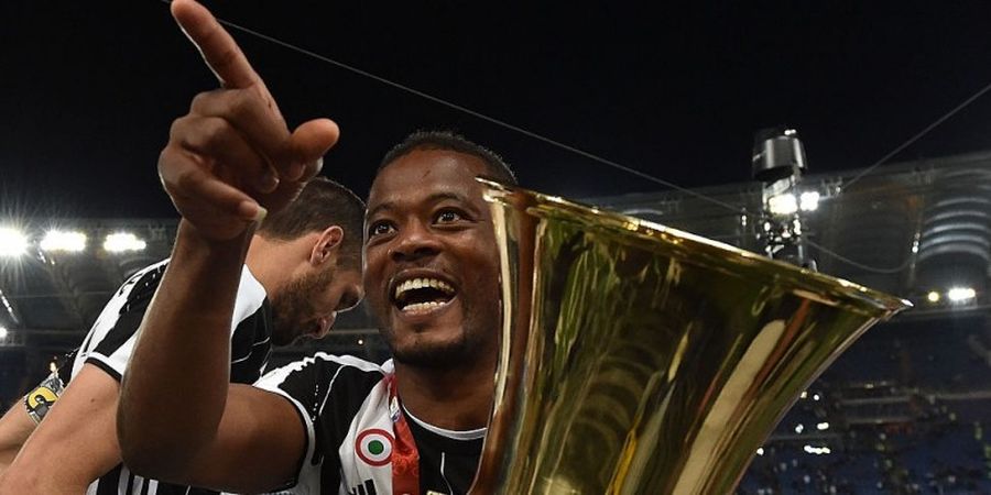 Juventus Perpanjang Kontrak Evra sampai 2017