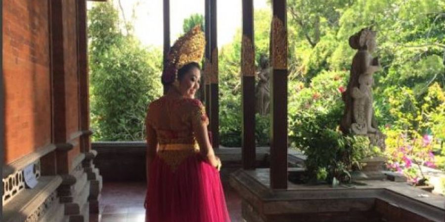 GALERI FOTO - Gadis Bali Cantik Inilah yang Berhasil Meluluhkan Hati Bek Timnas U-22 I Putu Gede Juni Antara