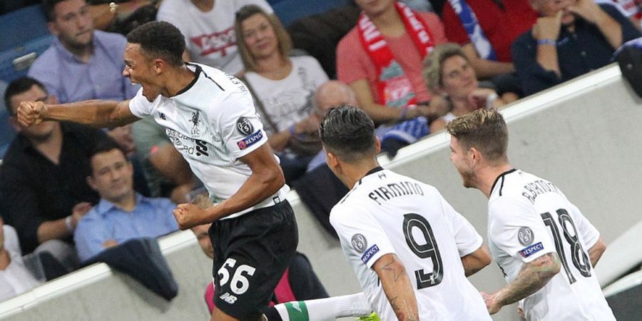 VIDEO - Gol Free-kick Cantik Bek 18 Tahun Bawa Liverpool Ungguli Hoffenheim di Babak Pertama