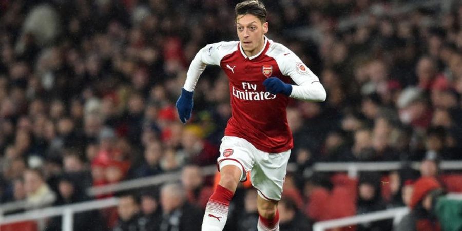 Arsenal Menjamu Wakil Swedia Tanpa Mesut Oezil