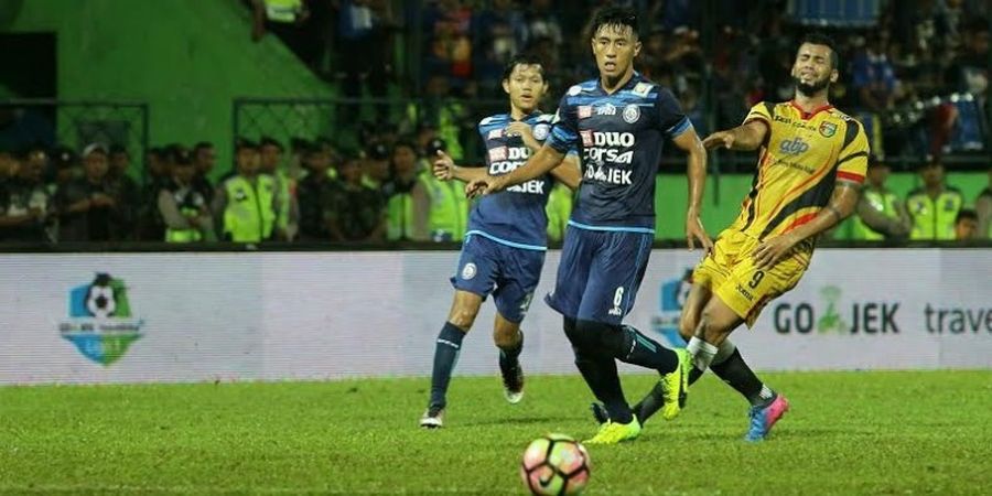 Arema FC Menang, Persegres Gagal Pertahankan Keunggulan