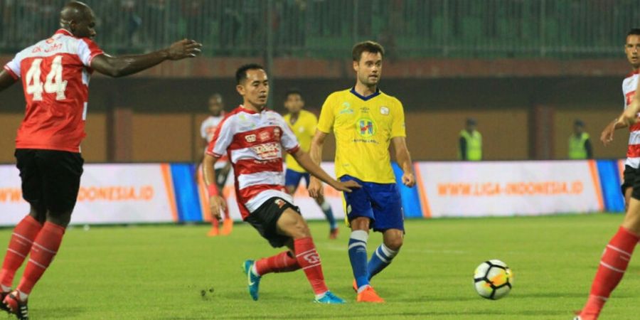 Madura United Vs Barito Putera - Menang dan Cetak Tiga Gol, MU Pimpin Klasemen Liga 1