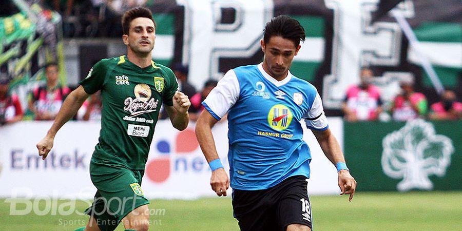 Bertemu Pieter Tanuri, Gavin Kwan Adsit Bakal Merapat ke Bali United?