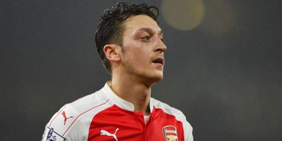 Mesut Oezil Kelas Internasional, Bukan Kelas Dunia