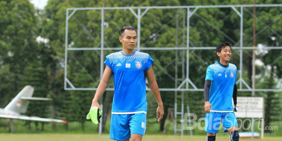 Gelandang Arema FC Ini Legowo Belum Bisa Rebut Kepercayaan Pelatih