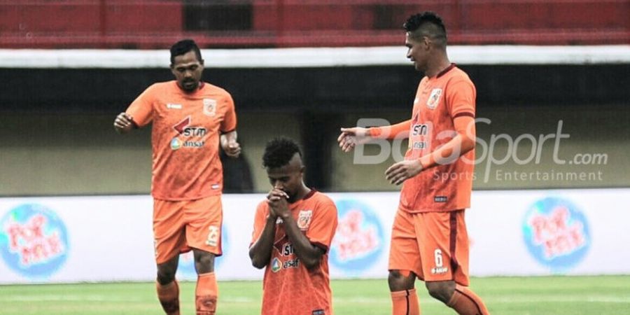 Friska dan Boaz Antar Borneo FC Raih Kemenangan 