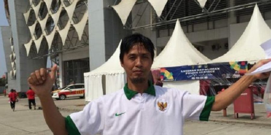 Begini Setianya Suporter yang Menyaksikan Laga Timnas U-23 Indonesia Kontra UEA