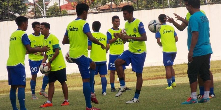 PS TNI Kalah di Stadion Siliwangi