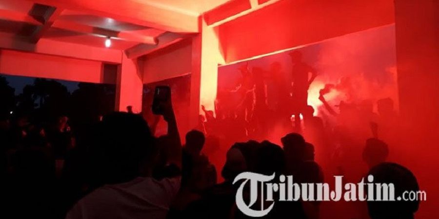 Nobar 'Aremania Tetap Ada' Jadi Poin Positif Pemain Singo Edan 