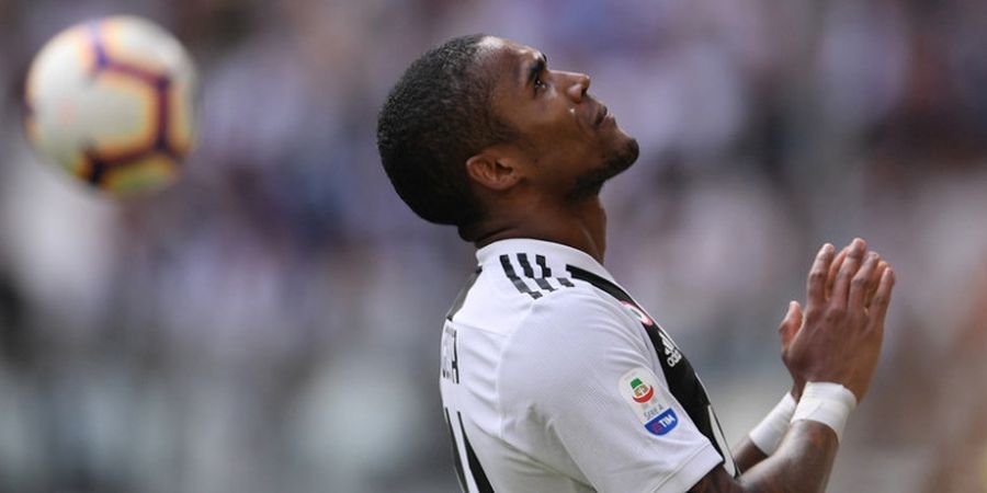 Douglas Costa Akan Didenda Juventus