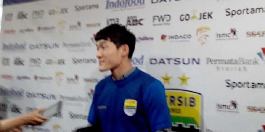  Gelandang Persib Ini Masih  Jaga Kebugaran Sambil Menikmati Liburan ke Bali