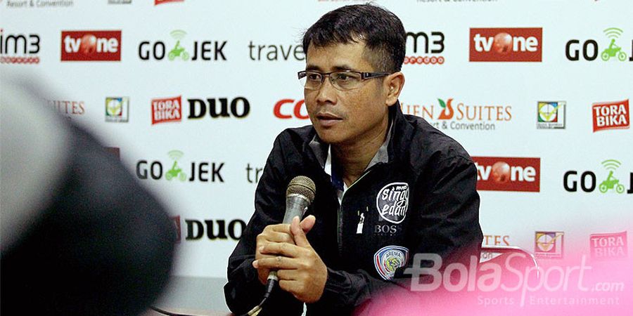 Komentar Pelatih Arema FC jika Sepak Bola Indonesia Terhenti untuk Kali Kedua