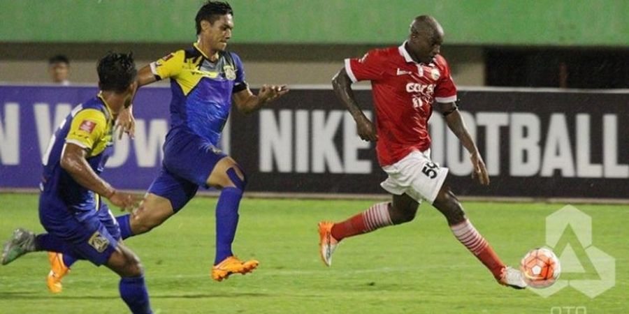 Gol Telat Pacho dan Enam Kartu Kuning Warnai Kemenangan Persija