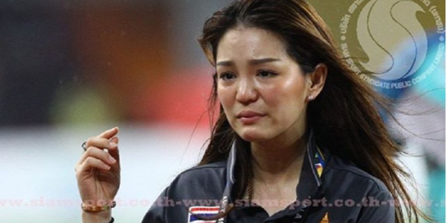 Inilah Momen Mengharukan Manajer Cantik Thailand yang Bikin Kagum Netizen Indonesia