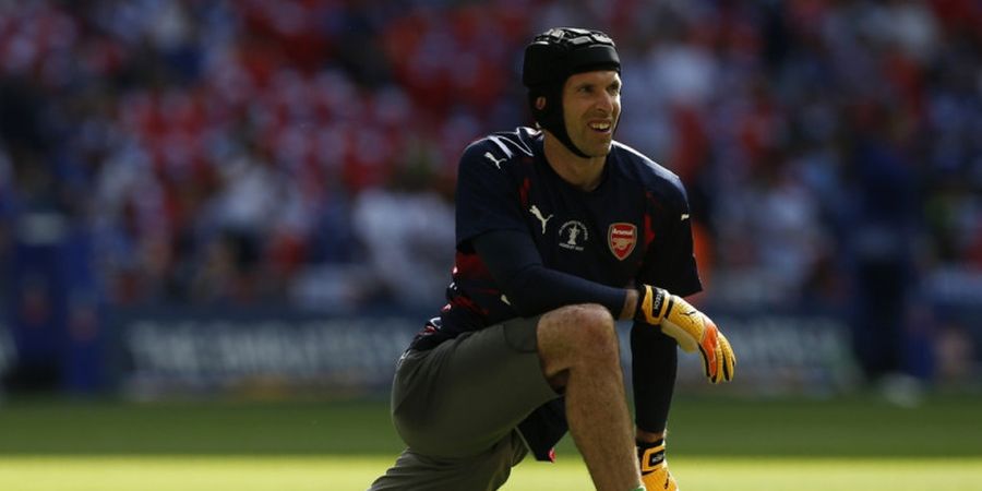 Tottenham Vs Arsenal - Petr Cech Terancam Absen