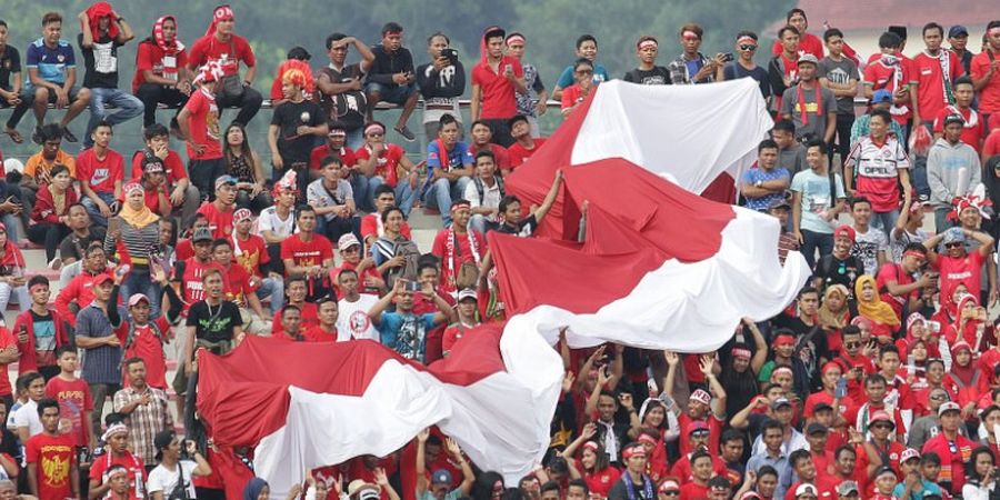 Bendera Merah Putih Berkibar di Laga Slovan Bratislava Vs FK Senica, Suporter Indonesia Teriaki Nama Egy dan Witan
