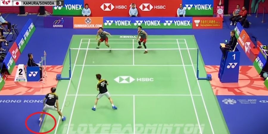 Detik-detik Marcus Gideon Nyaris Cedera Kala Melakukan Smash yang Buat Karpet Bolong di Final Hong Kong Open 2018