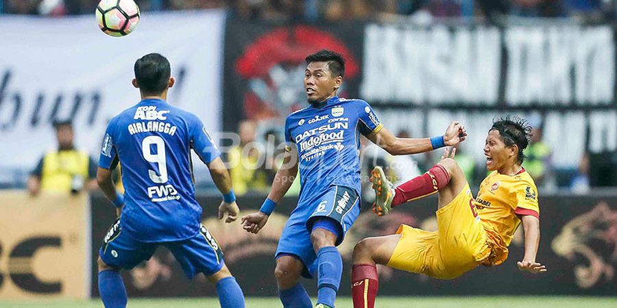 Dua Penalti Gagal, Persib Menangi Duel Kontra Arema FC