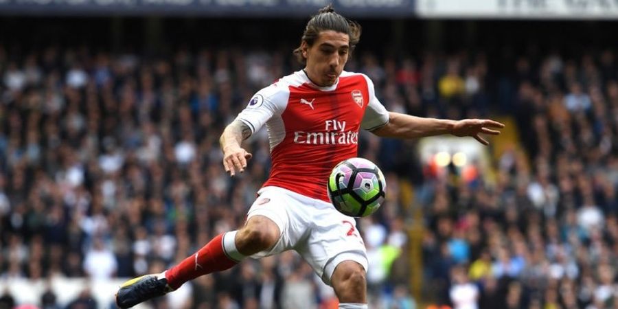 Hector Bellerin Bidikan Utama FC Barcelona