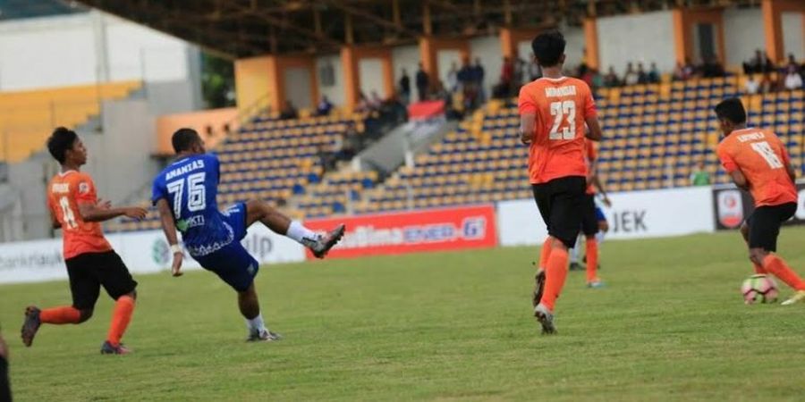 Pembuktian Ananias Fingkrew dan PSPS Pekanbaru Berjaya Lagi