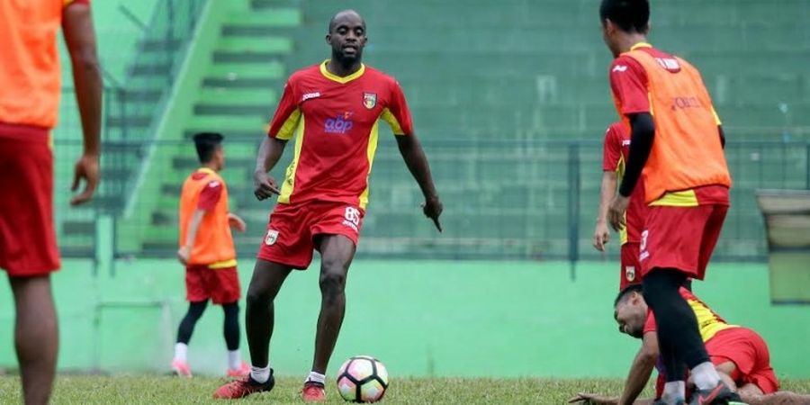 Momo Sissoko: Sepak Bola Indonesia Akan Bikin Orang Eropa Kaget 
