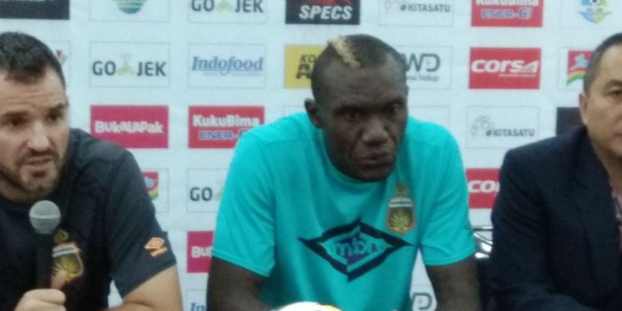 Herman Dzumafo Sudah Paham Cara Main Persib Bandung