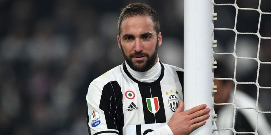 Sama-sama Dicap Pengkhianat, Cavani Paham Apa yang Akan Dialami Higuain