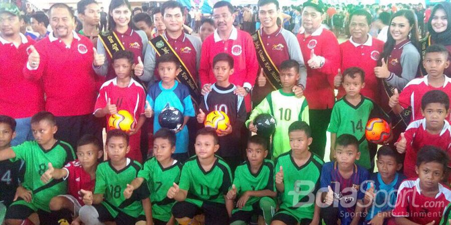 Dibuka Gubernur Sumut, Adhyaksa Futsal Championship 2017 Pecahkan Rekor MURI