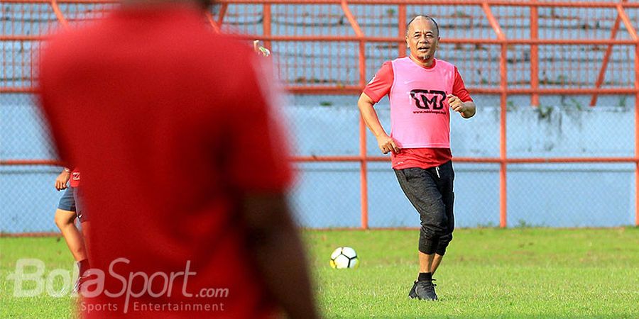 Awasi Pemain, Manajer Madura United Ikut Latihan