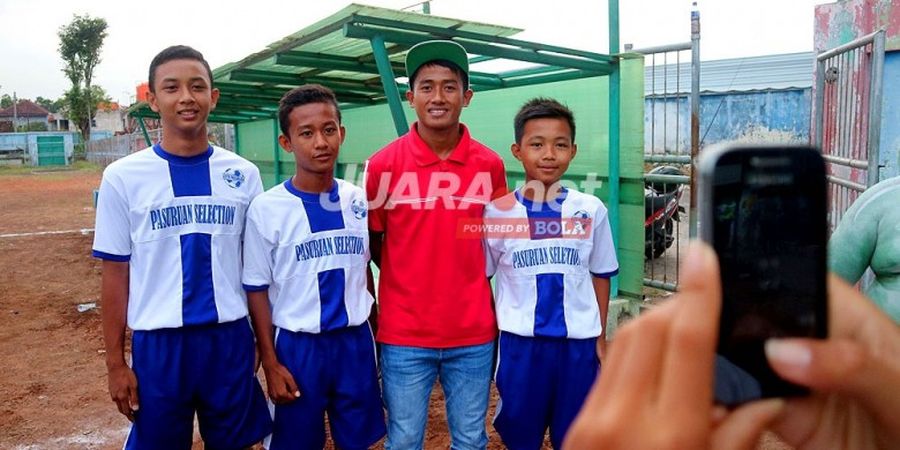 Kunjungan Spesial Bayu Gatra ke Markas Klub Liga 2