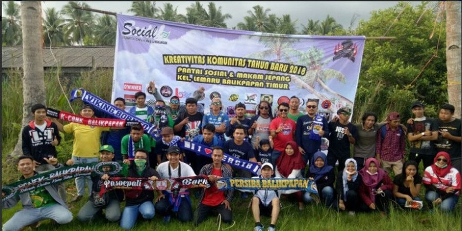 Balikpapan Jadi Saksi Potret Mesra Suporter Sepak Bola Indonesia