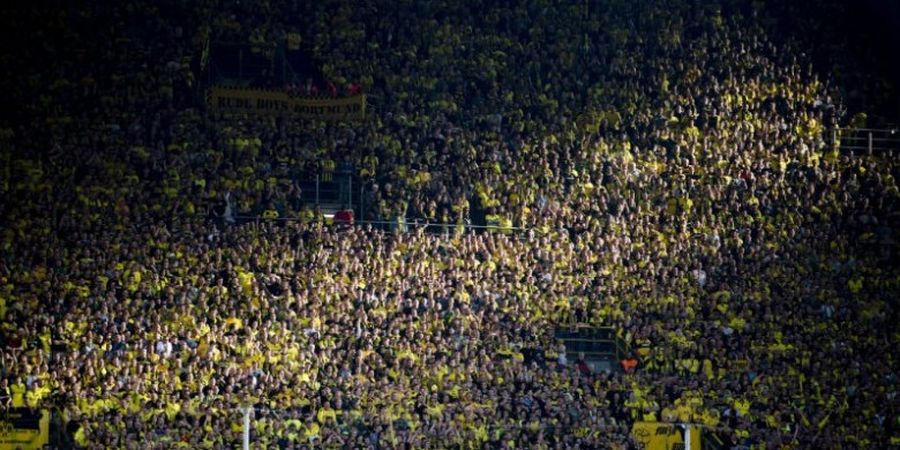Dortmund Didenda karena Ulah Suporter 