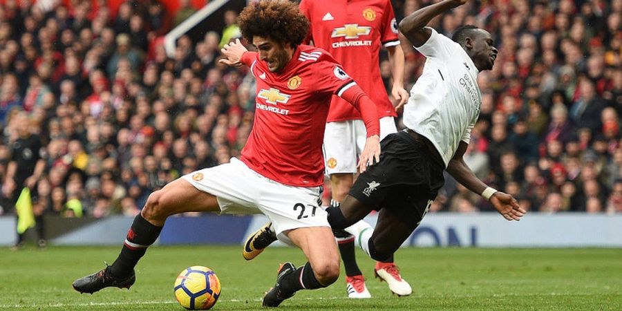 Marouane Fellaini Masih Pertimbangkan Bertahan di Manchester United atau Hengkang