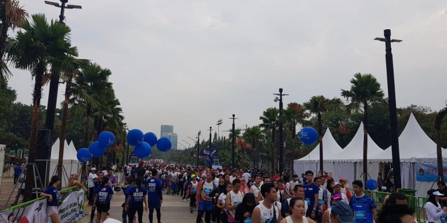 Langit Mendung Iringi Pelari Jakarta Marathon 2018