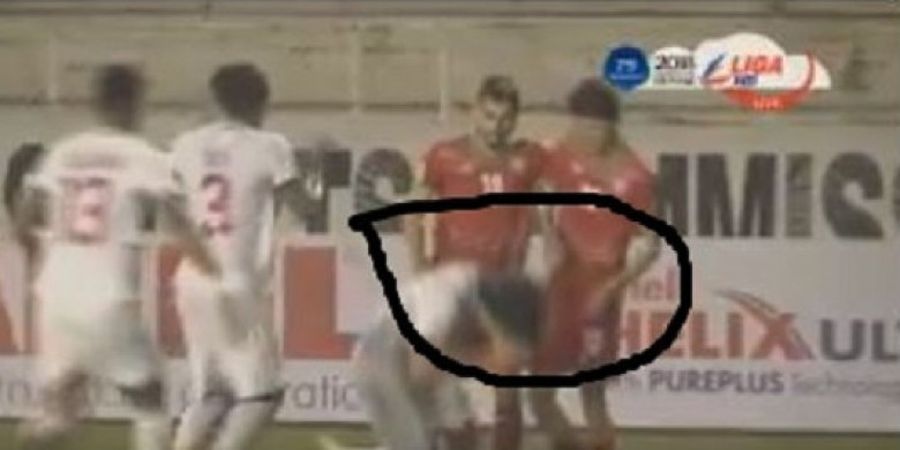 VIDEO - Memalukan! Didepak Persela Jelang Liga 1, Pemain Ini Justru Buat Onar di Laga Internasional