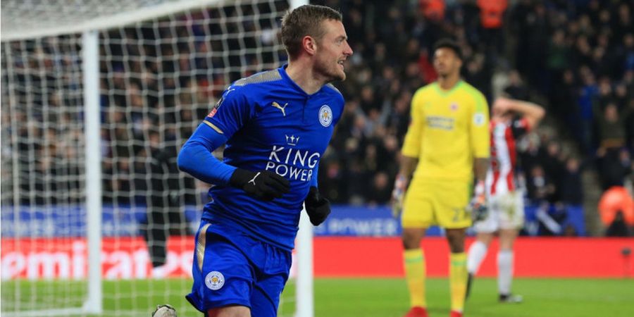 Terancam Absen Laga Pembuka Leicester City, Jamie Vardy Sibuk Latih Generasi Penerusnya