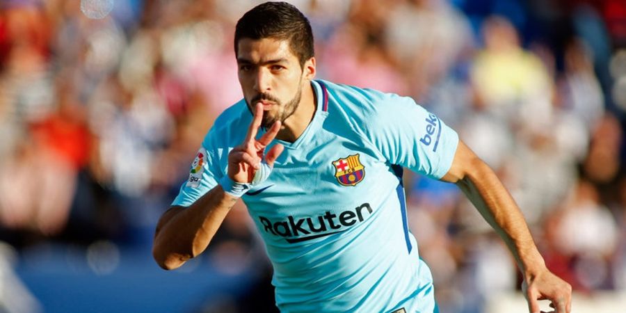 Luis Suarez, Raja Tendangan Gunting Barcelona