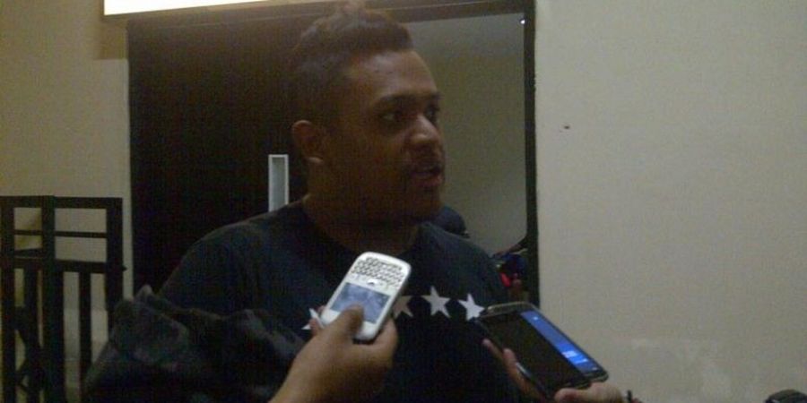 Iwan Pergi Tanpa Pesan, Pusamania Borneo Cari Pelatih Baru