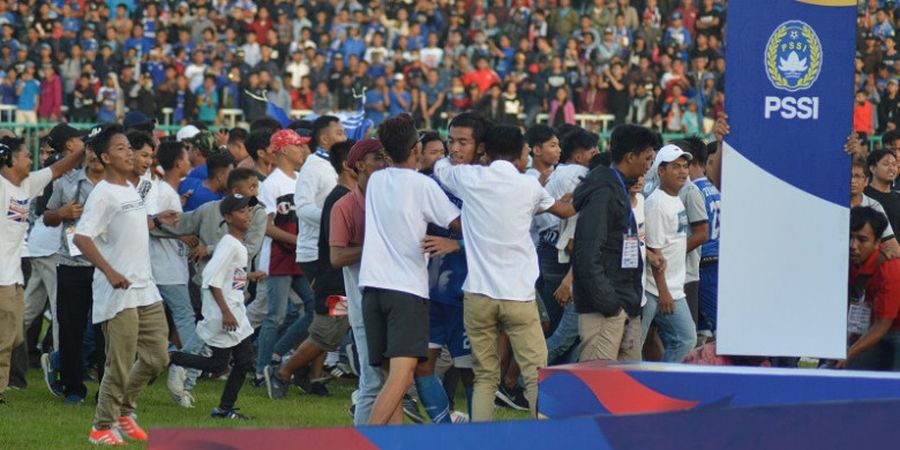 Babak Final Liga 3 Nasional 2018 Selesai Digelar, Suporter Serbu PSCS Cilacap dan Persik Kediri