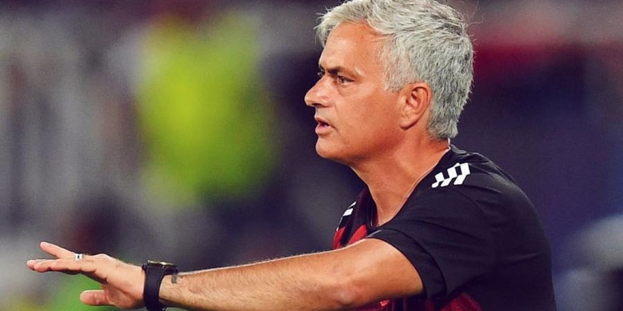 Jose Mourinho Putar Otak Sambut Musim Baru, Formasi Ini Bisa Jadi Alternatif