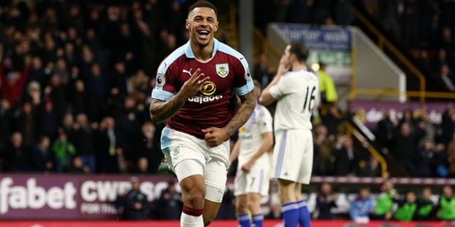 Bomber Burnley Jadi Perbincangan karena Pacari Personel Girl Band Inggris