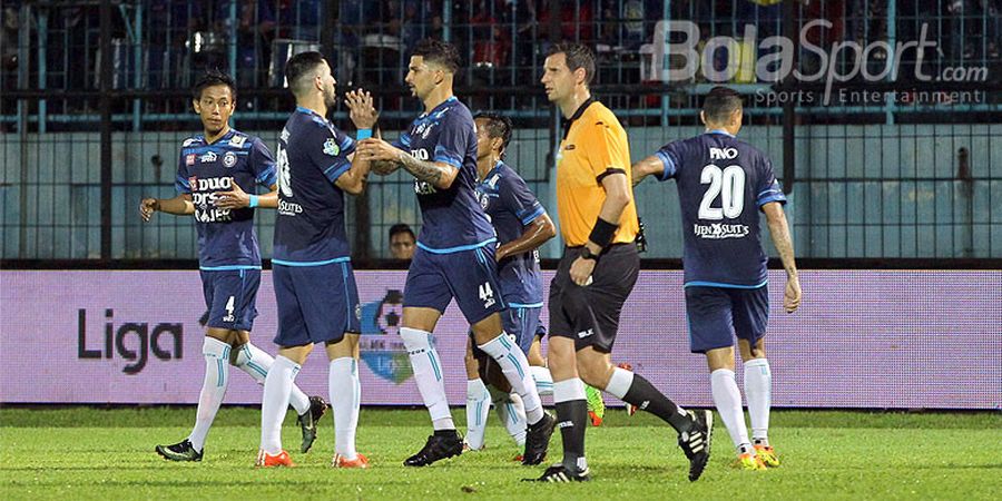 Arema FC Prioritaskan Rekrut Bek Lokal