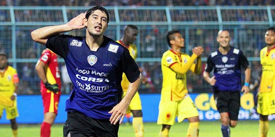 Resmi, Esteban Vizcarra Didepak Arema FC