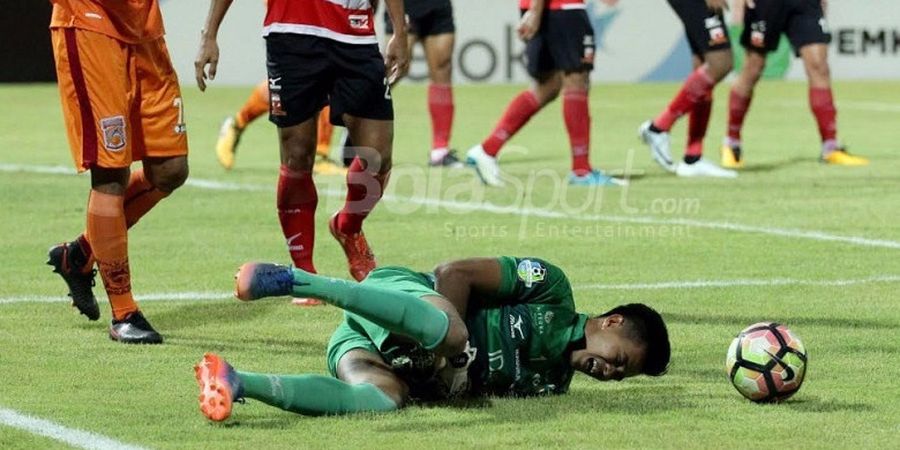 Nasib Nahas Madura United, Kiper Muda Laskar Sapeh Kerrab Absen hingga Akhir Musim